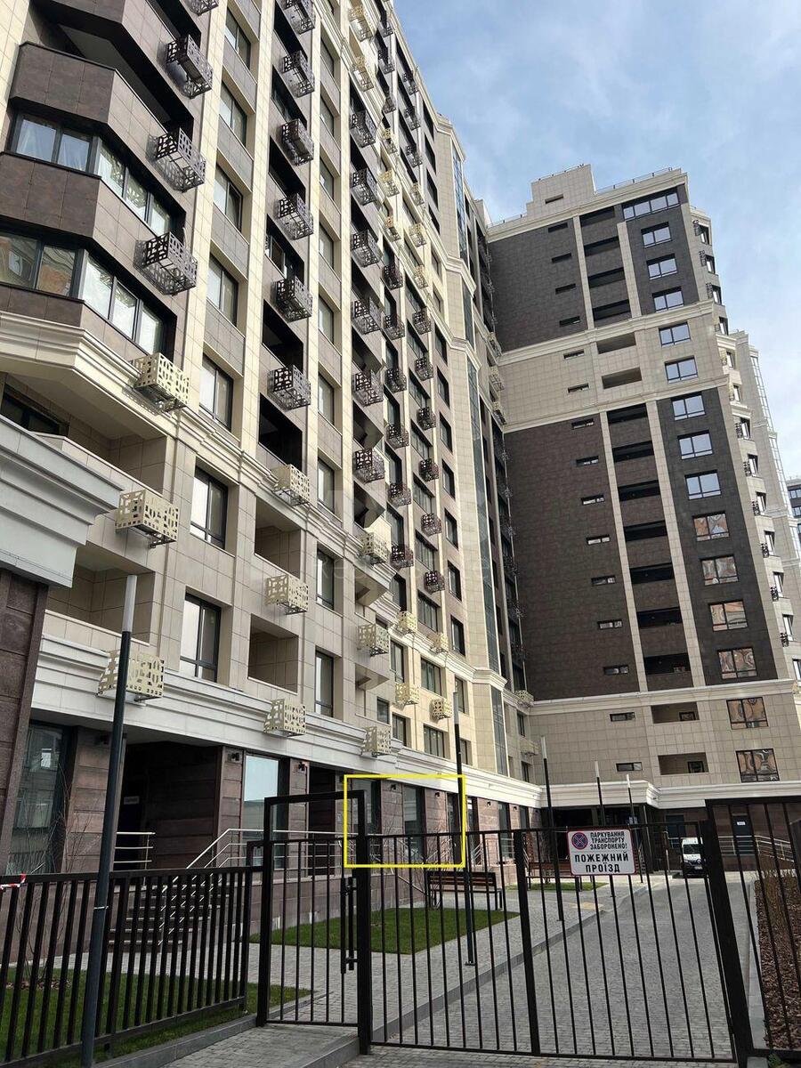 Office vul. Zlatoustivs'ka 25, 80m20
