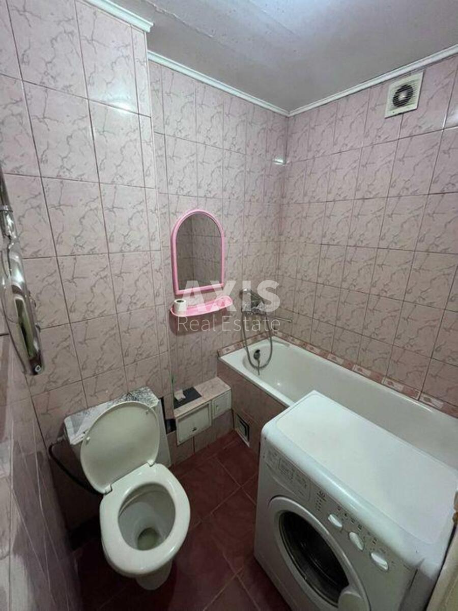 3k apartment vul. Vasylenka Mykoly 232