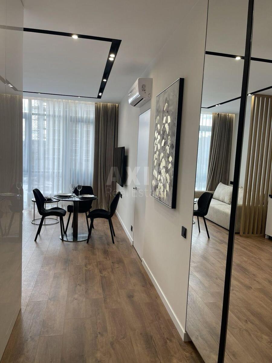 1k apartment vul. Dragomyrova Myhajla 19Б6