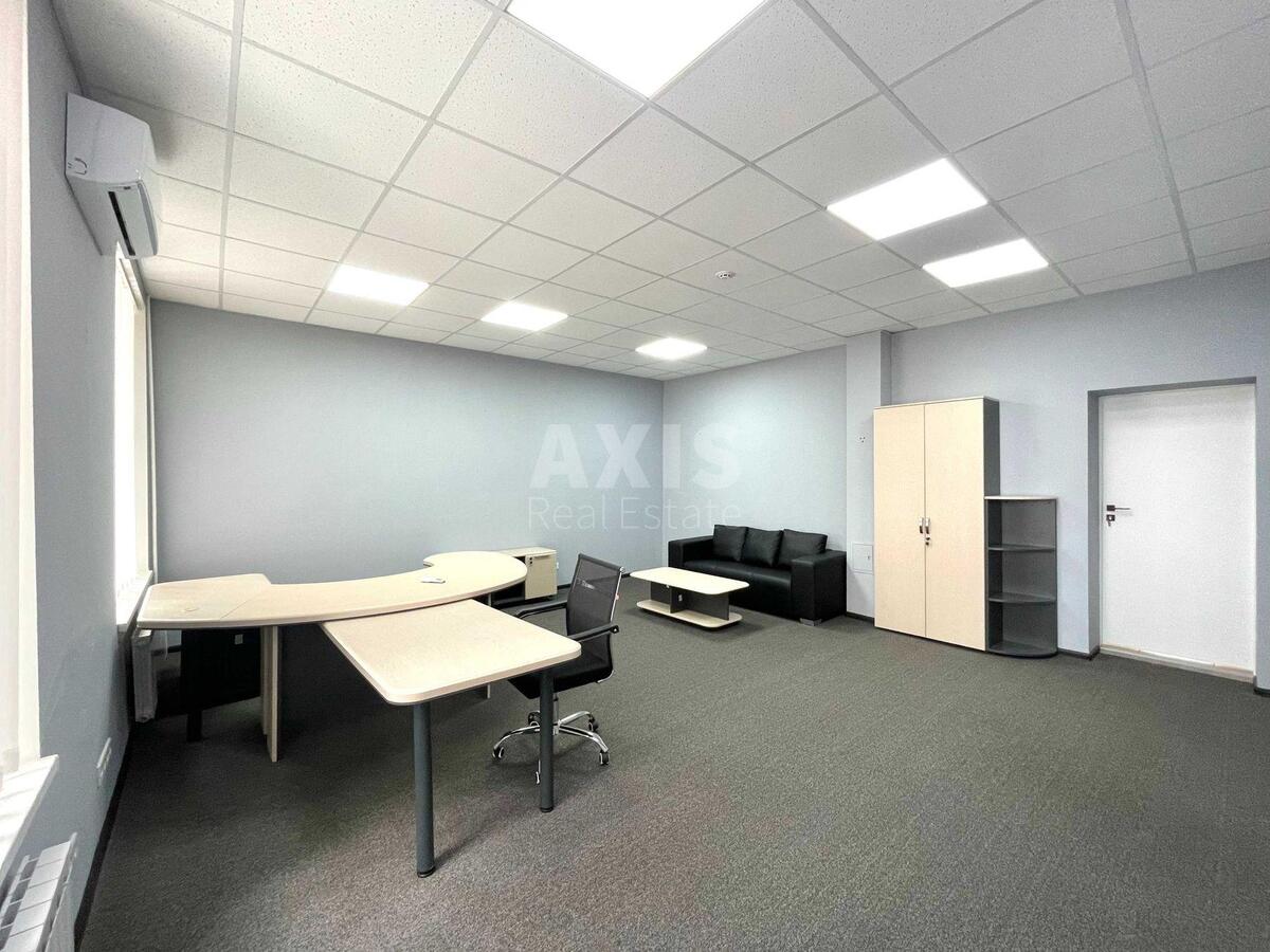 Office vul. Lavrs'ka 16, 208m21