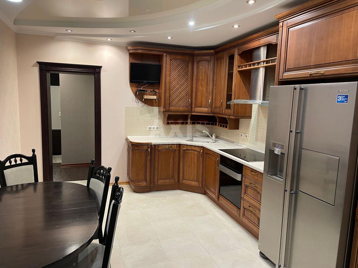 3k apartment vul. Saljutna 1Б