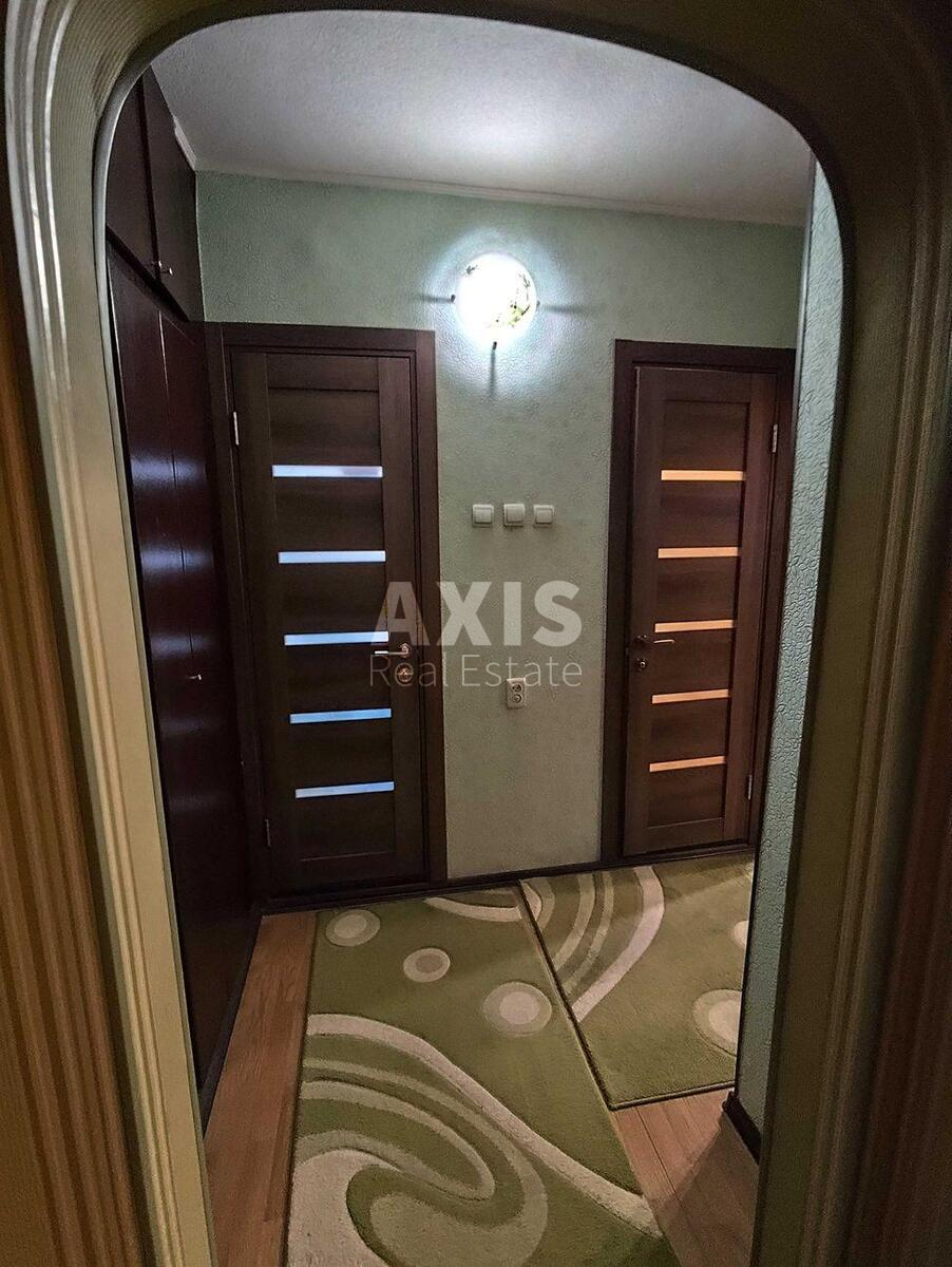 2k apartment vul. Александры Эстер 10/876195013