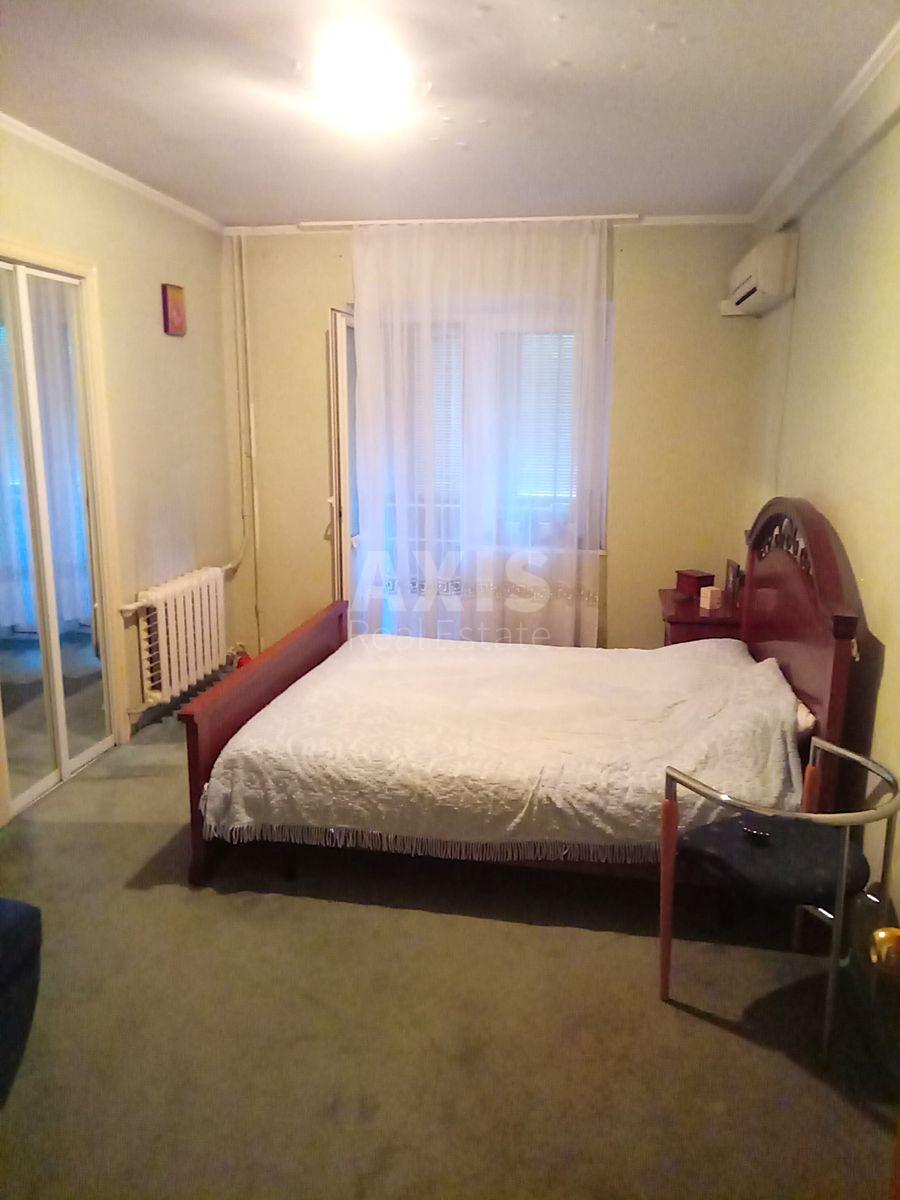 3k apartment vul. Volgo-Dons'ka 2А584346