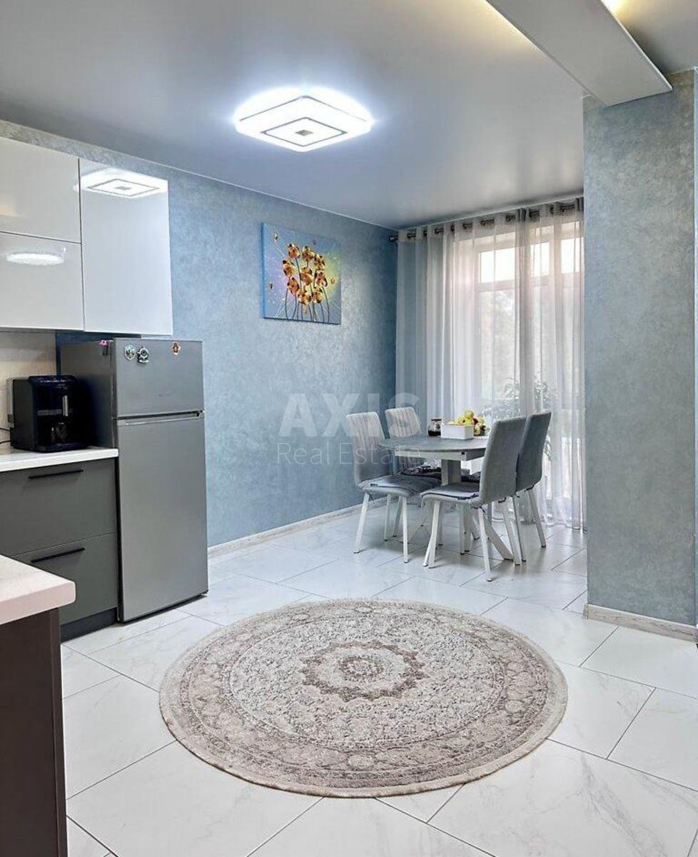 1k apartment vul. Zaliznychna 327