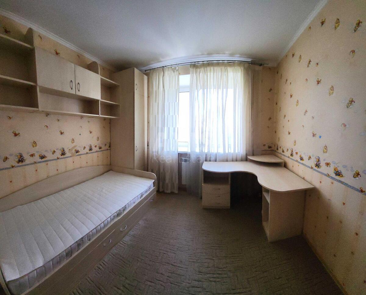 3к квартира ул. Драгоманова 174
