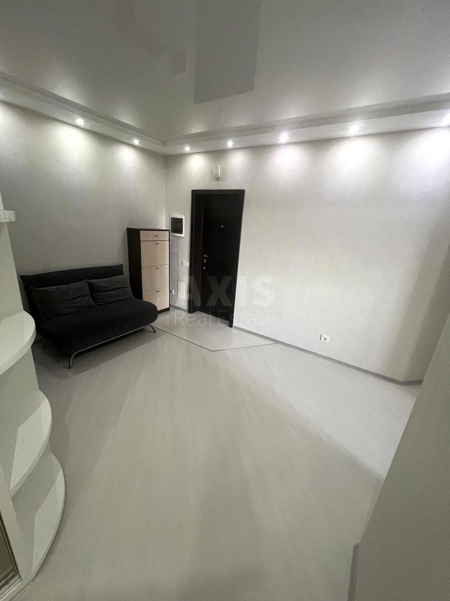 1k apartment vul. Vil'jamsa Akademika 5А1