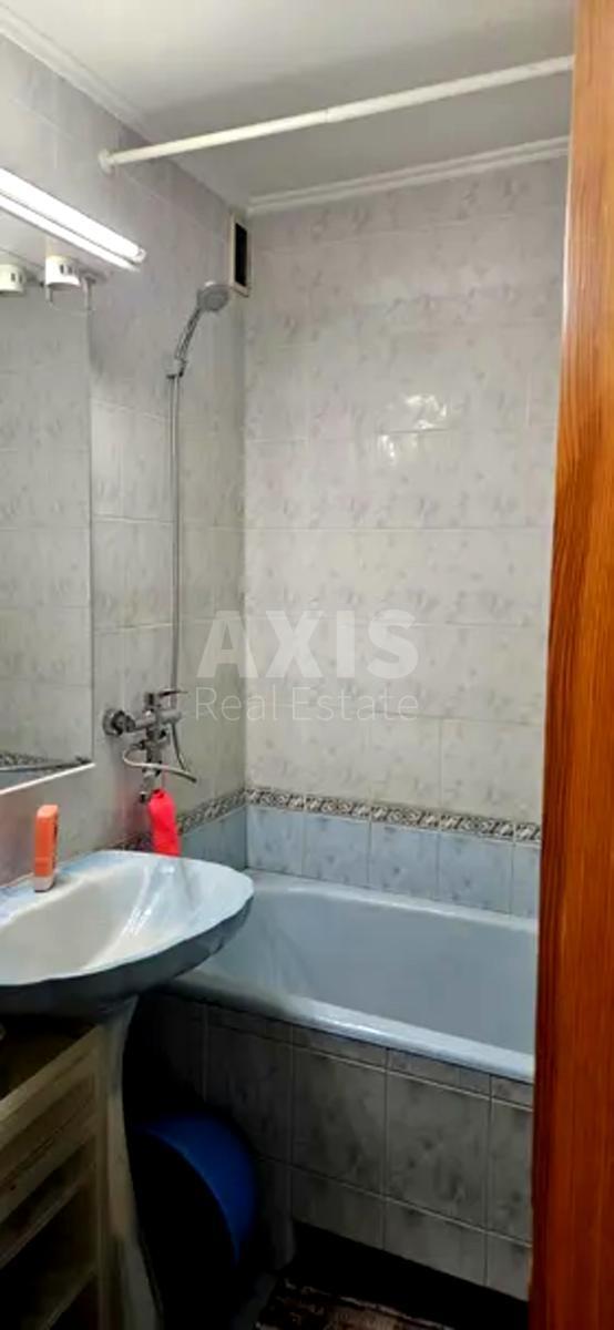 1к квартира ул. Ирпенская 63В639886