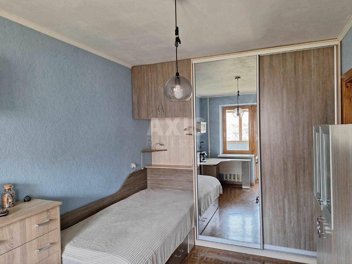 2k apartment prov. Ul'janova Volodymyra 16Д3