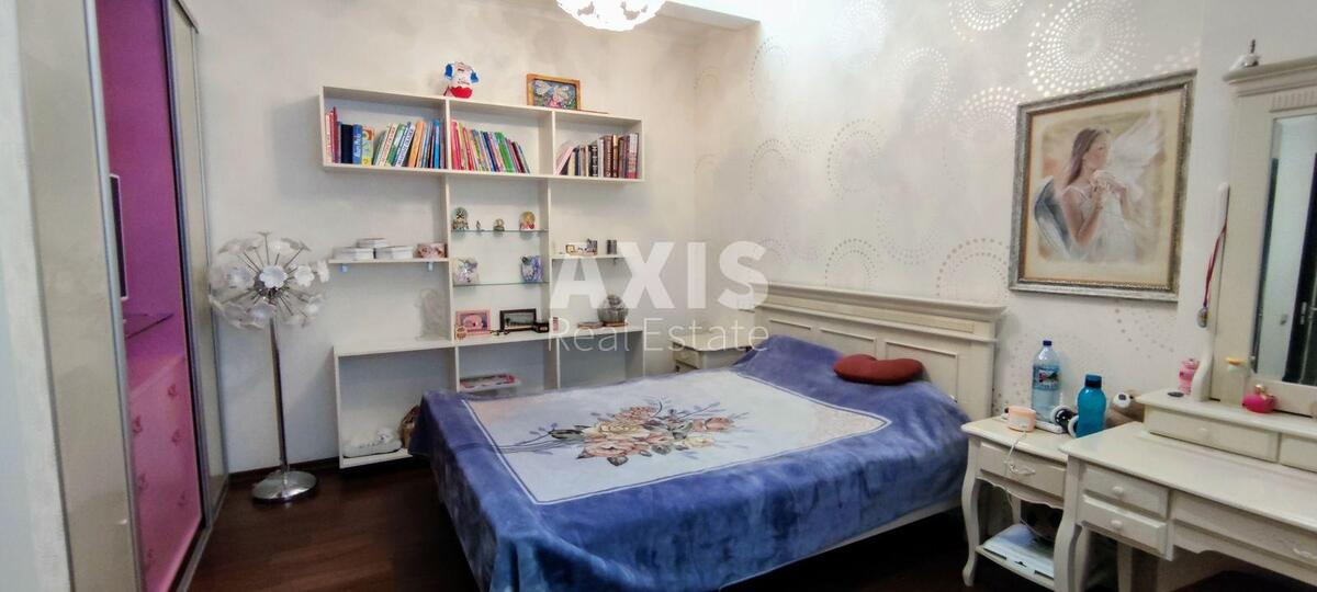 4k apartment vul. Barbjusa Anri 37/17
