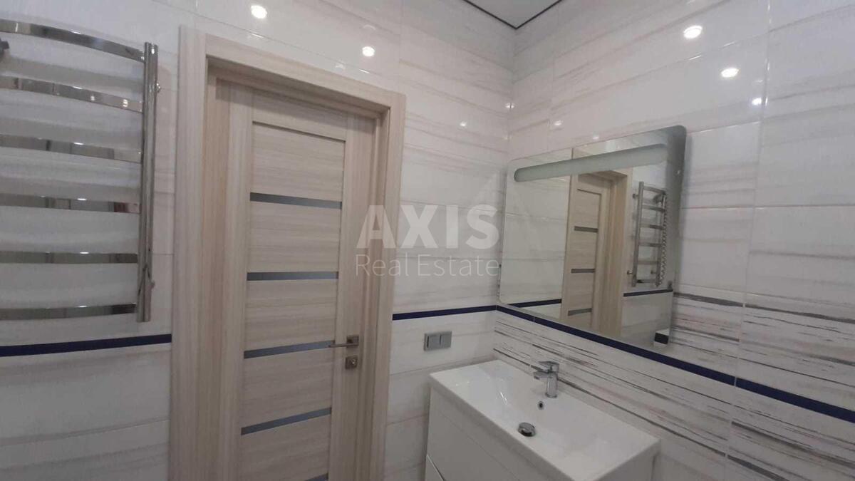 1k apartment vul. Dragomanova 107