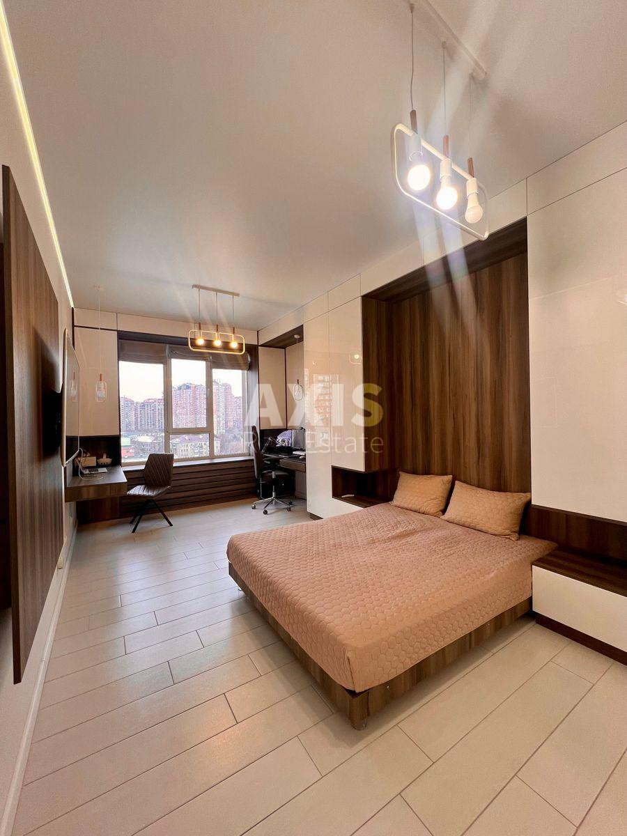 3k apartment vul. Barbjusa Anri 28А5