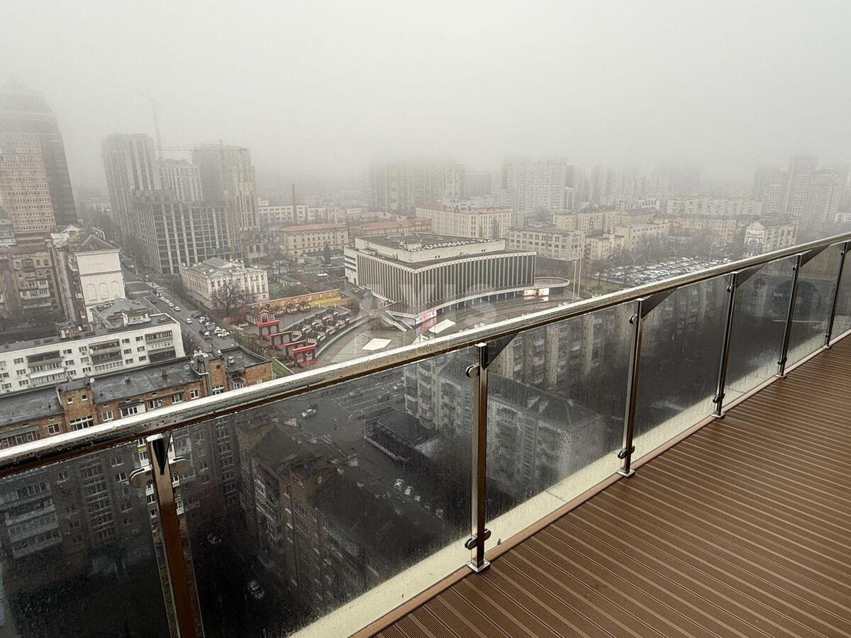 4k apartment vul. Antonovycha 1098