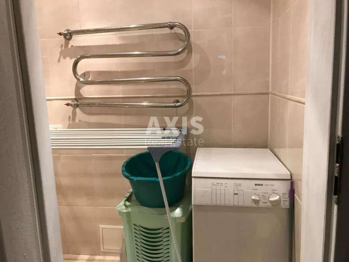 2k apartment vul. Volodymyrs'ka 82А349503