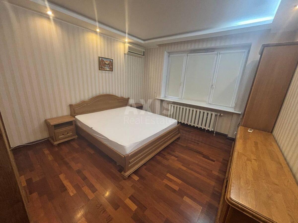 4k apartment vul. Knjazhyj Zaton 2/304