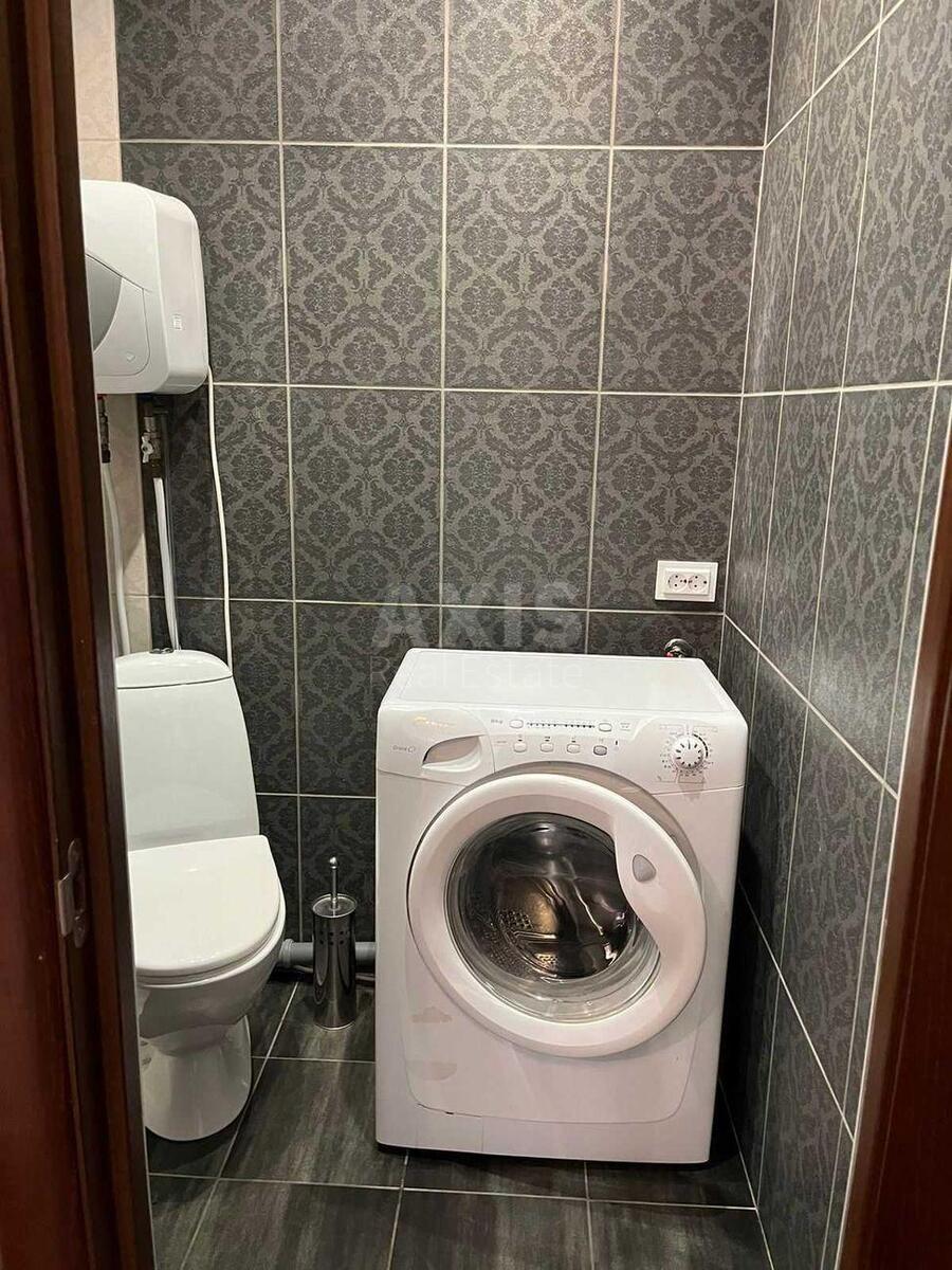 3k apartment vul. Yulia Zdanovska 52А5645111