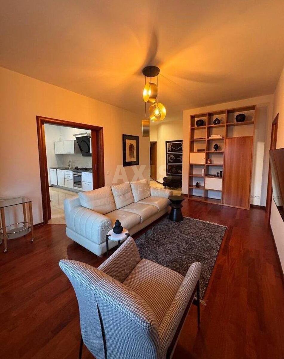 3k apartment vul. Zhyljans'ka 30А609786