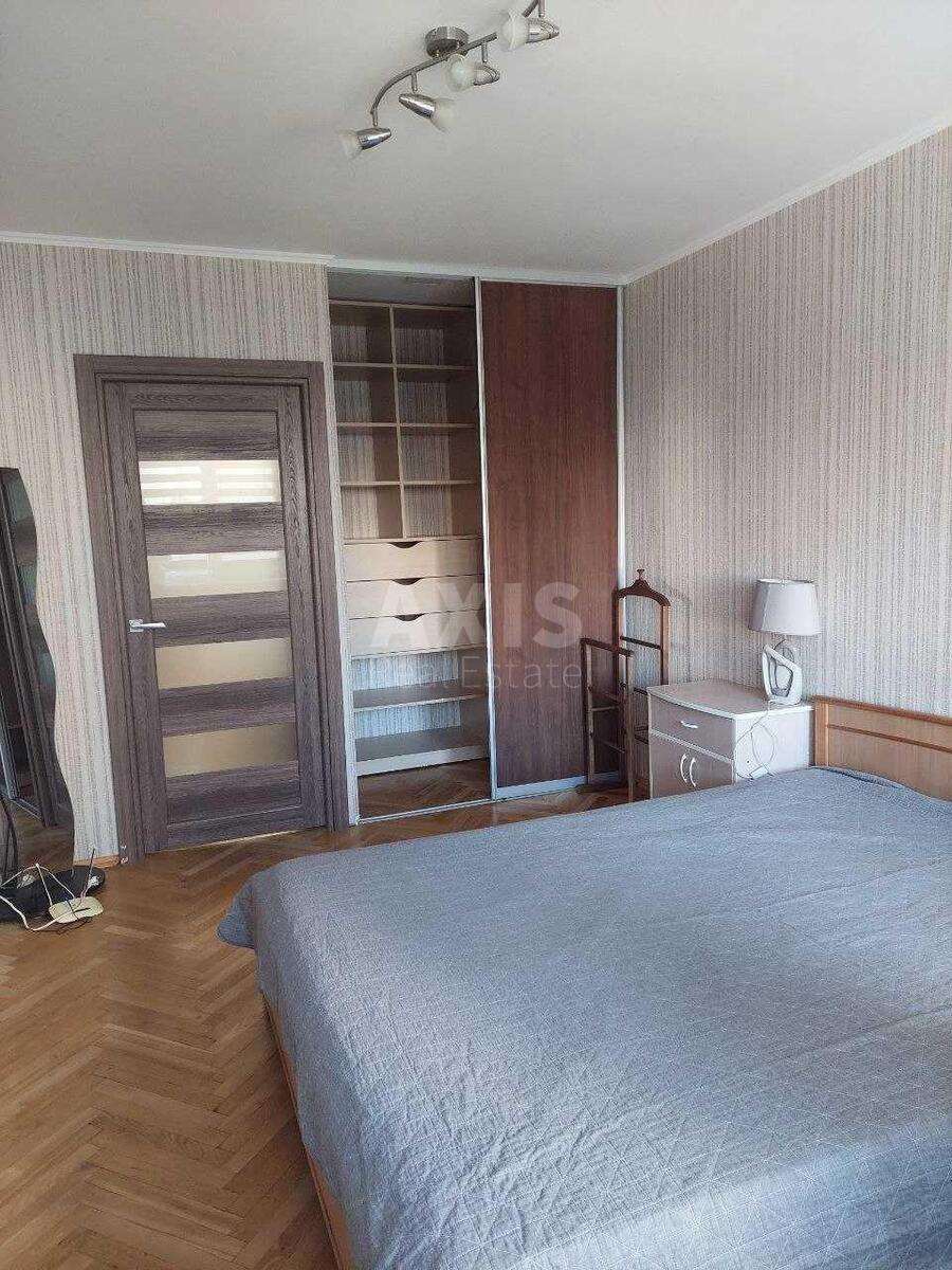 3k apartment vul. Pryrichna 5610973
