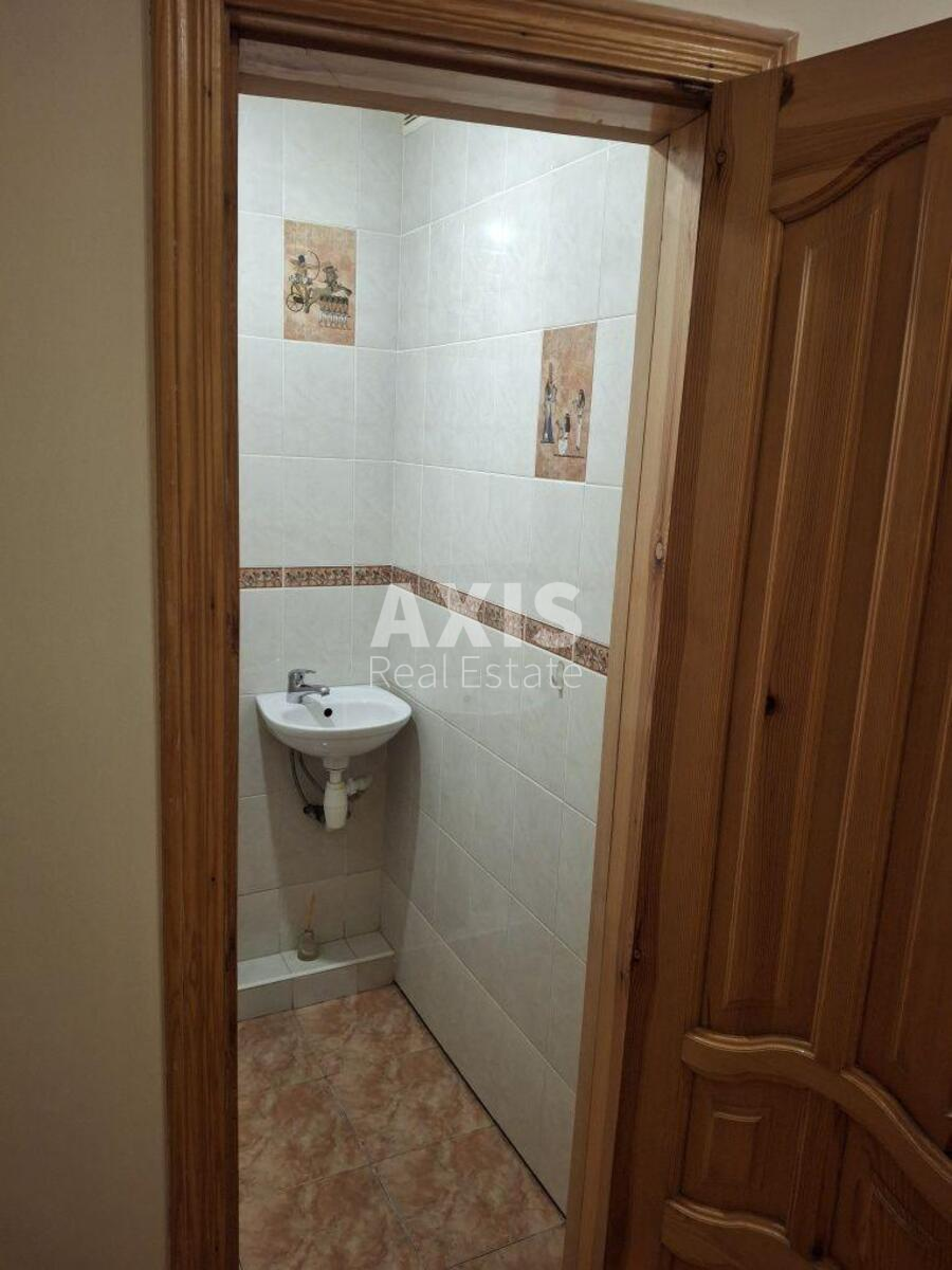 2k apartment vul. Mezhygirs'ka 305158110