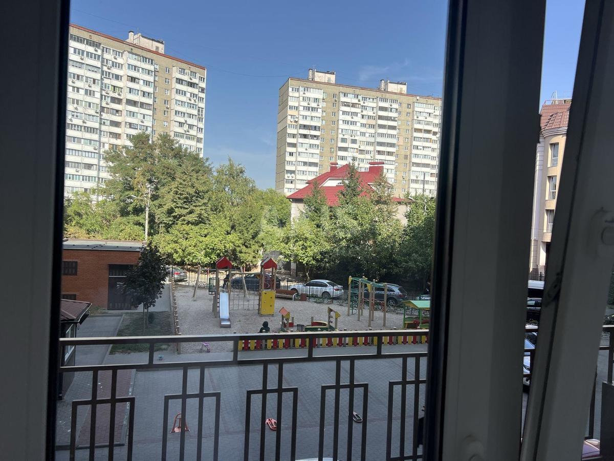 2k apartment vul. Akademika Jefremova 8А2