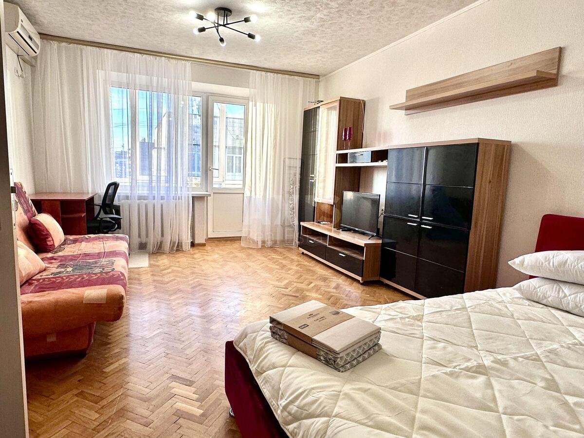1k apartment vul. Ches'ka 41