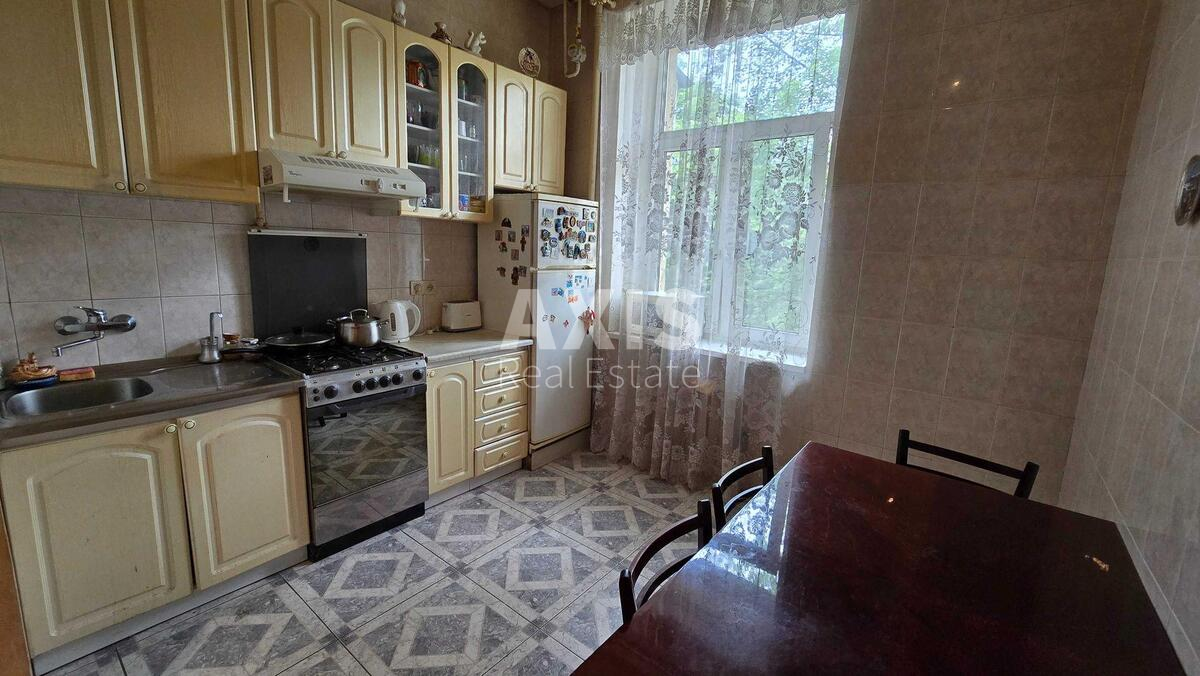 4k apartment vul. Saksagans'kogo 46