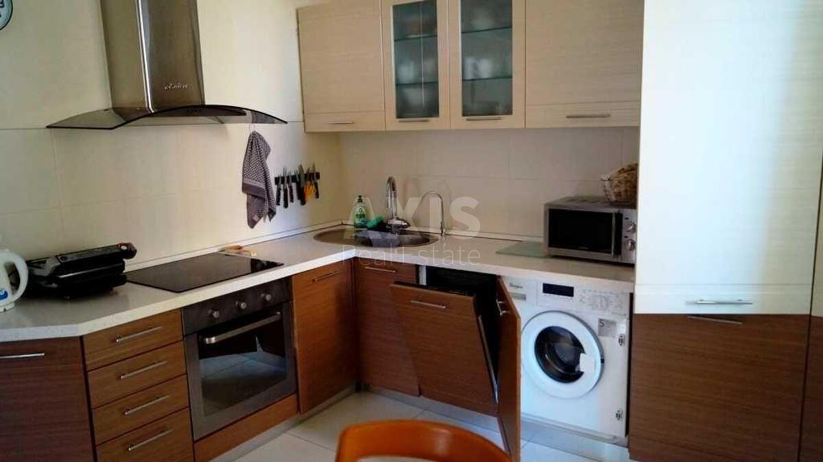 1k apartment vul. Golosii'vs'ka 13576254