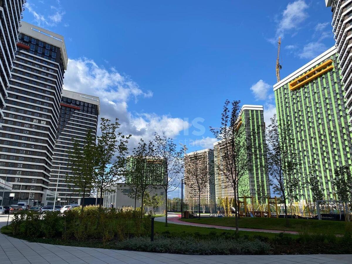 3k apartment nab. Dniprovs'ka 150