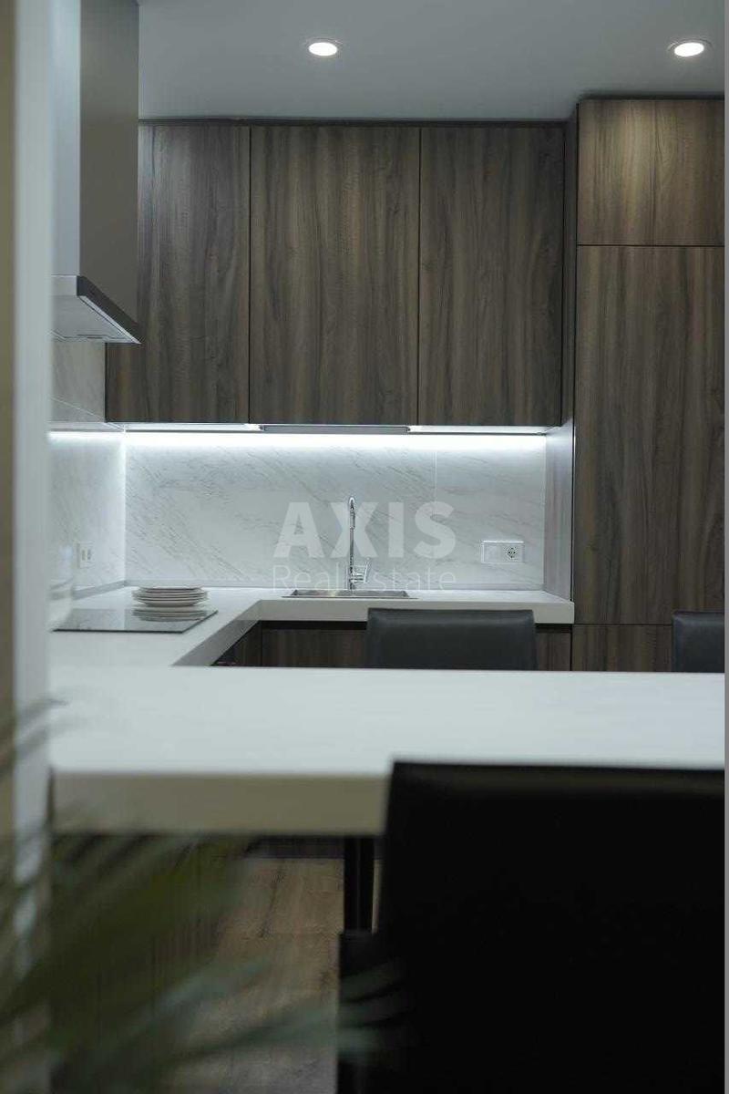 1k apartment vul. Lypkivs'kogo Vasylja Mytropolyta 16Г8