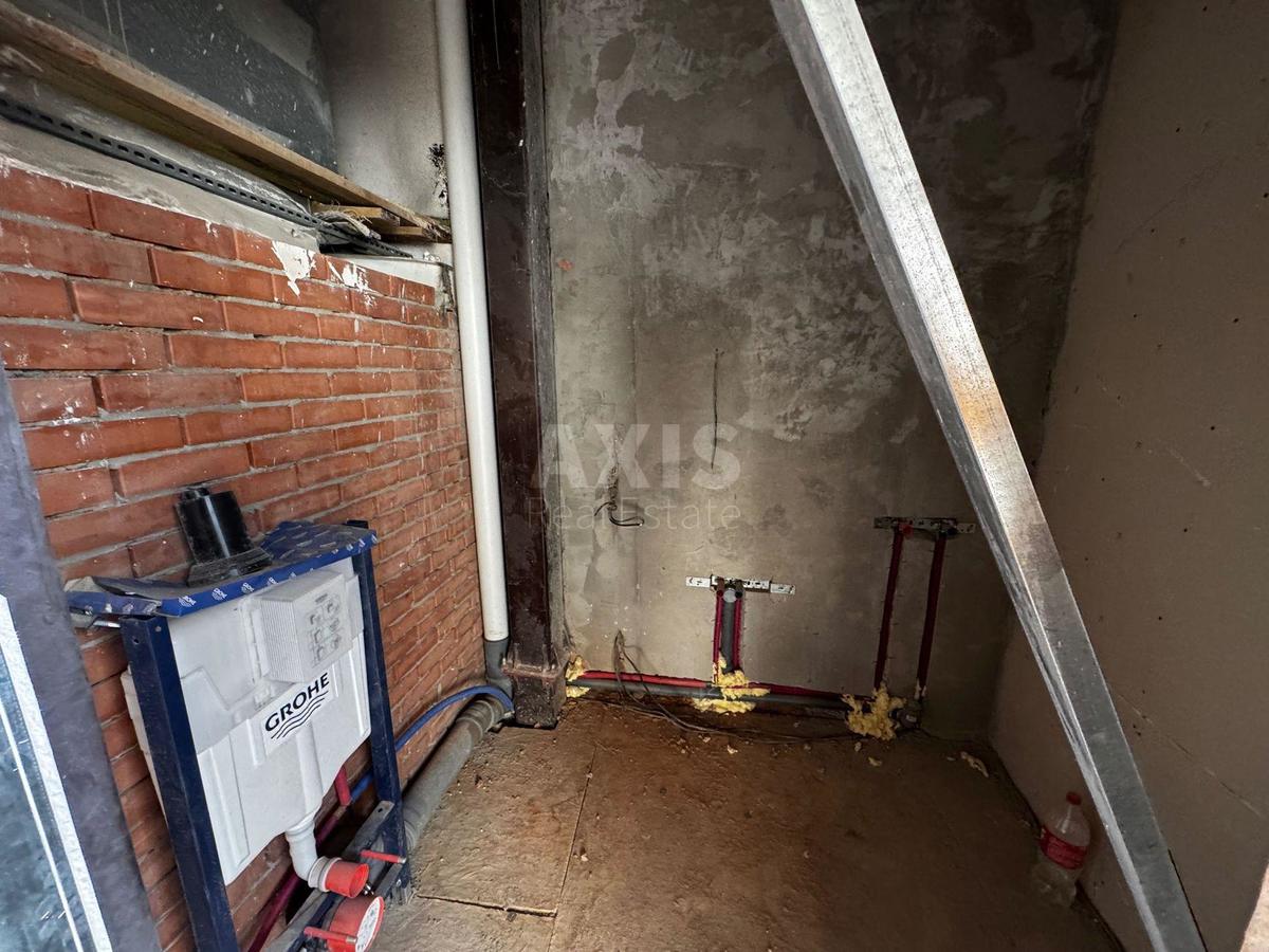 2k apartment nab. Dniprovs'ka 19А5