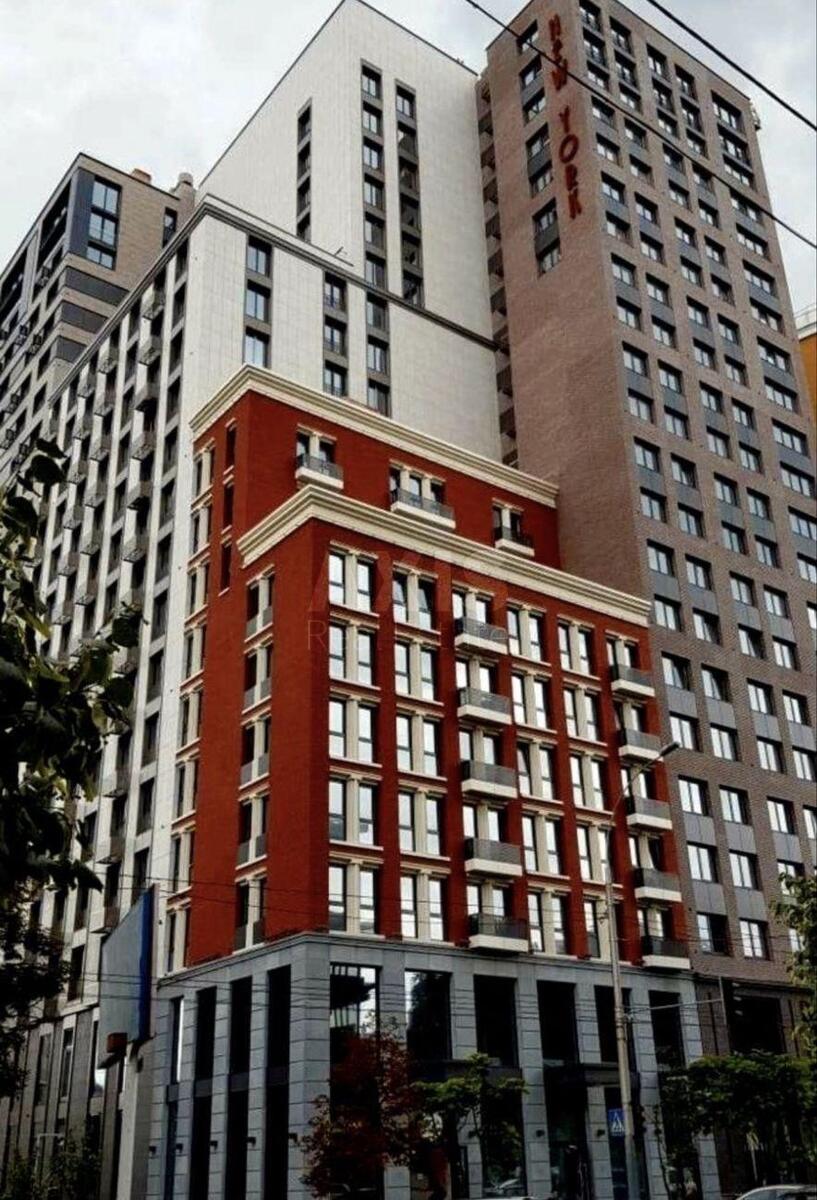 Office vul. Antonovycha 74, 680m26343712