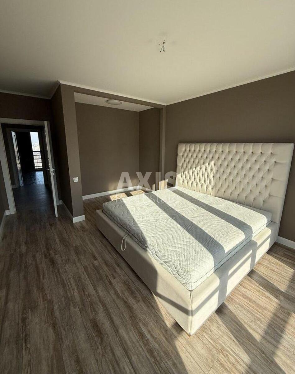 2k apartment vul. Demii'vs'ka 164