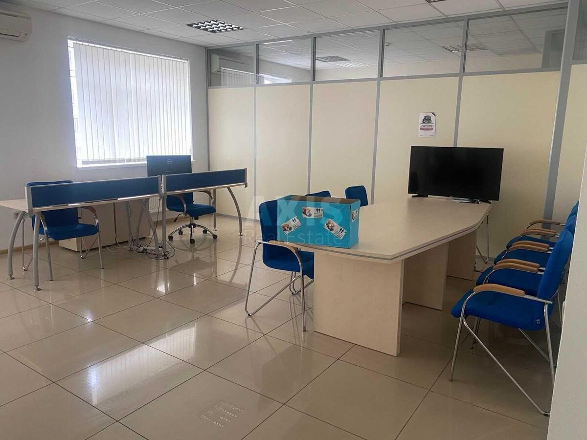 Office vul. Sikors'kogo Igorja Aviakonstruktora 8, 217m2630055