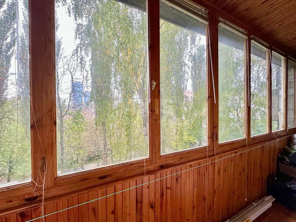 2k apartment uzv. Pechers'kyj 84