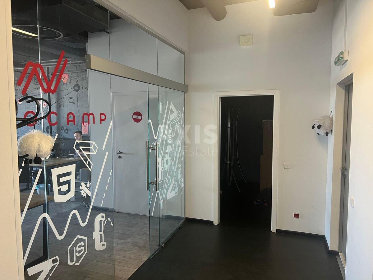 Office bul. Lepse Ivana 6З, 100m2588874