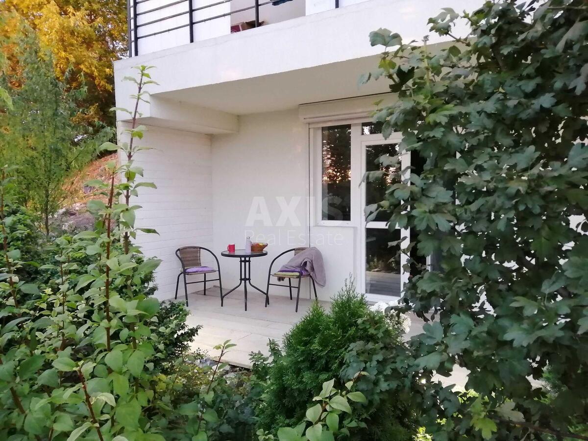 1k apartment vul. Majkops'ka 1А9