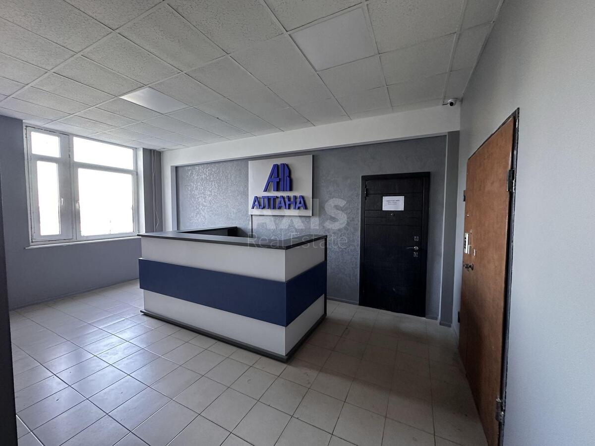 Office vul. Kyrylivs'ka 160, 511m26040611