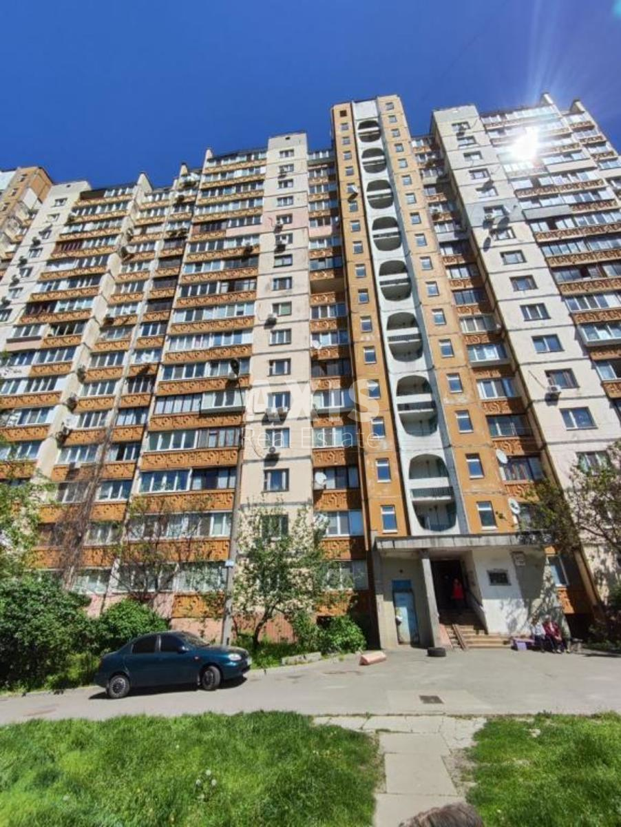 2к квартира пр-т Отрадный 2