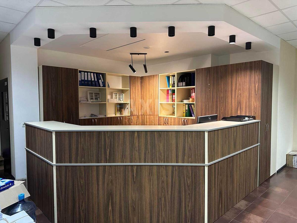 Office vul. Shums'kogo Jurija 1, 196m2602811