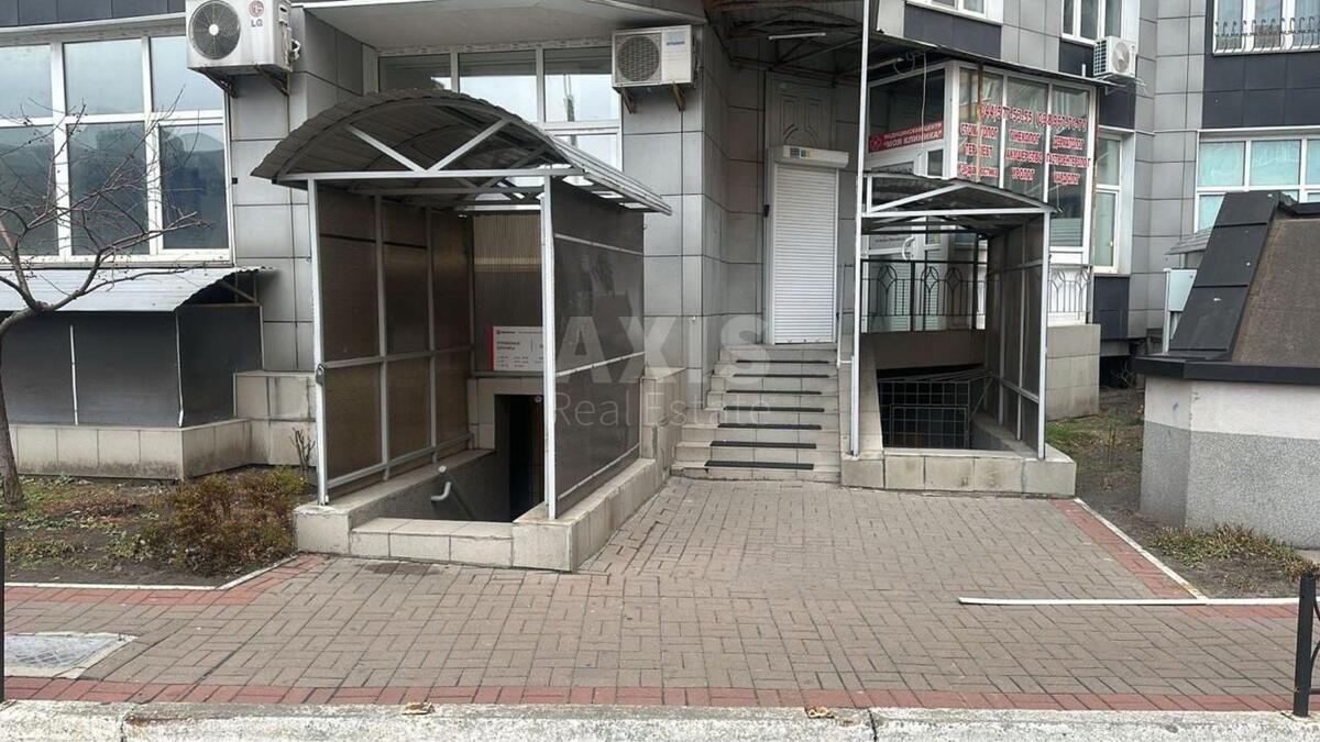 Office vul. Knjazhyj Zaton 21, 65m27