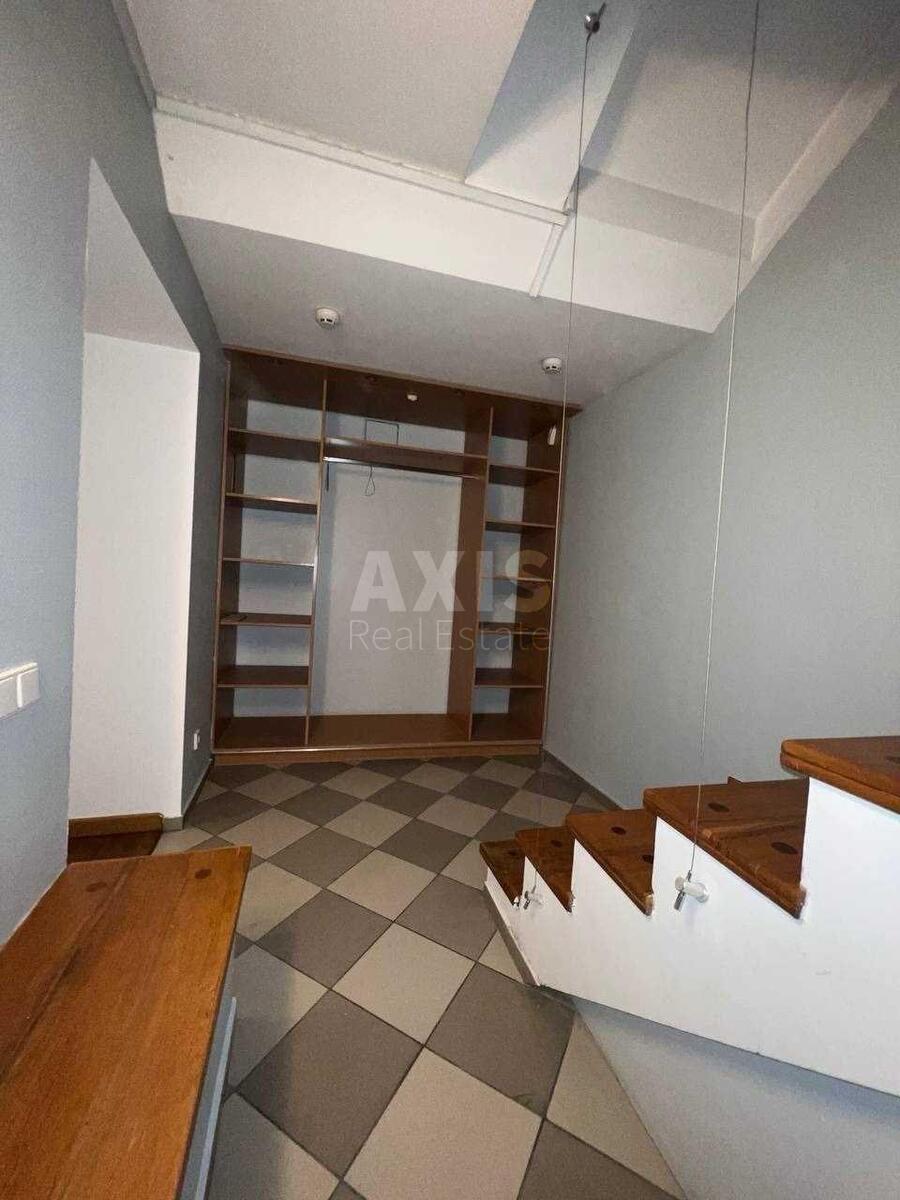Офис бул. Шевченко Тараса 48А, 150м27
