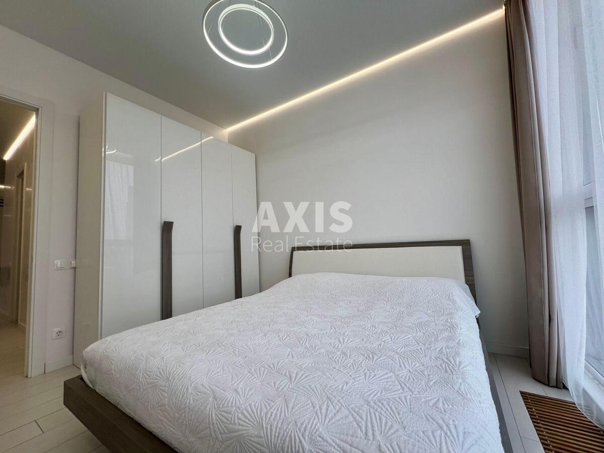 3k apartment vul. Barbjusa Anri 28А6