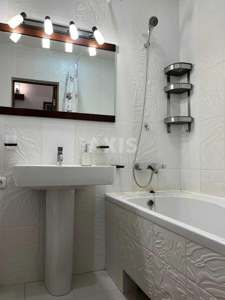 3k apartment vul. Yulia Zdanovska 52А5645112