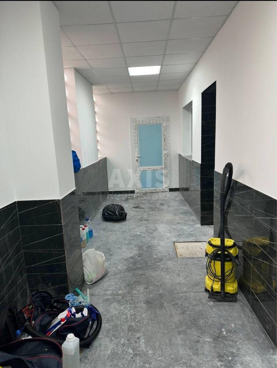 Trade object vul. Vasylenka Mykoly 1, 200m26263012