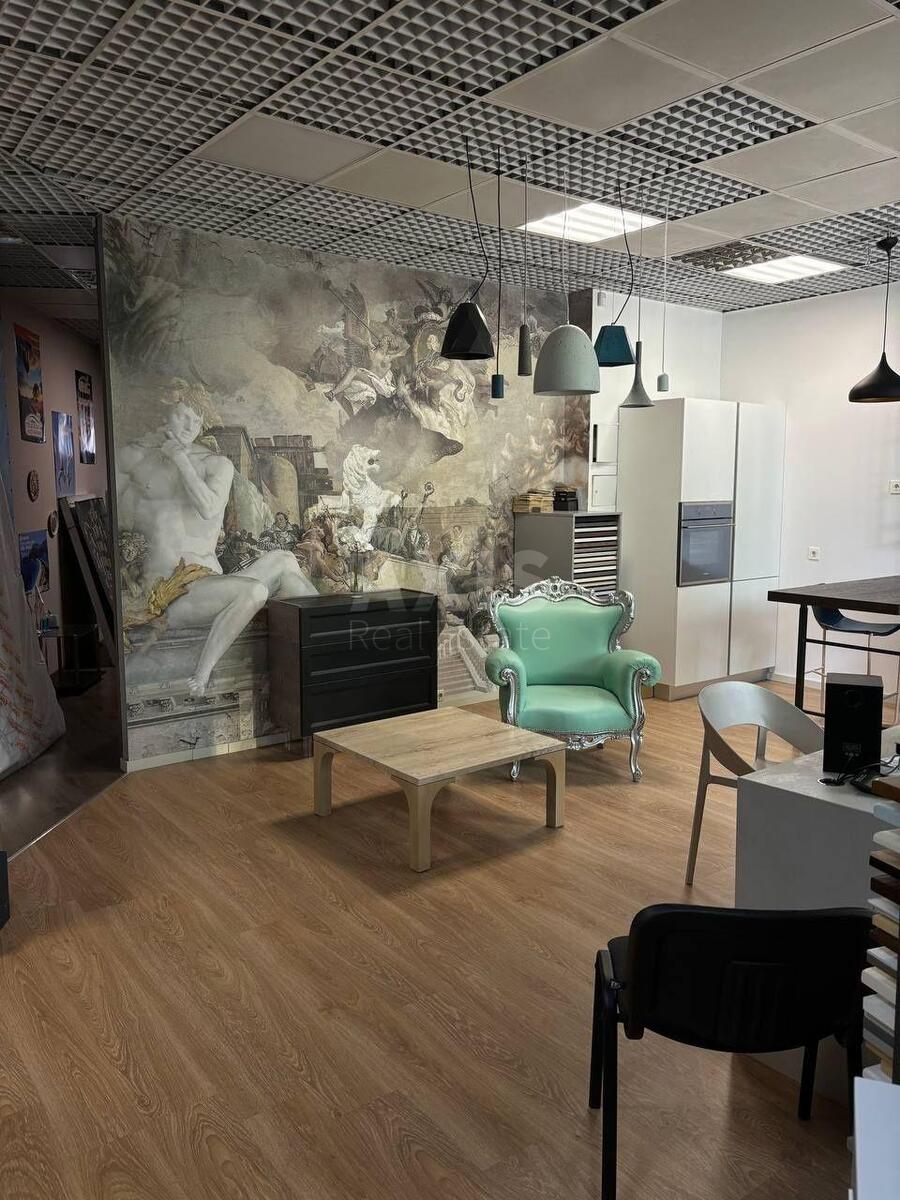 Office pr-t Bazhana Mykoly 17, 146m2581840