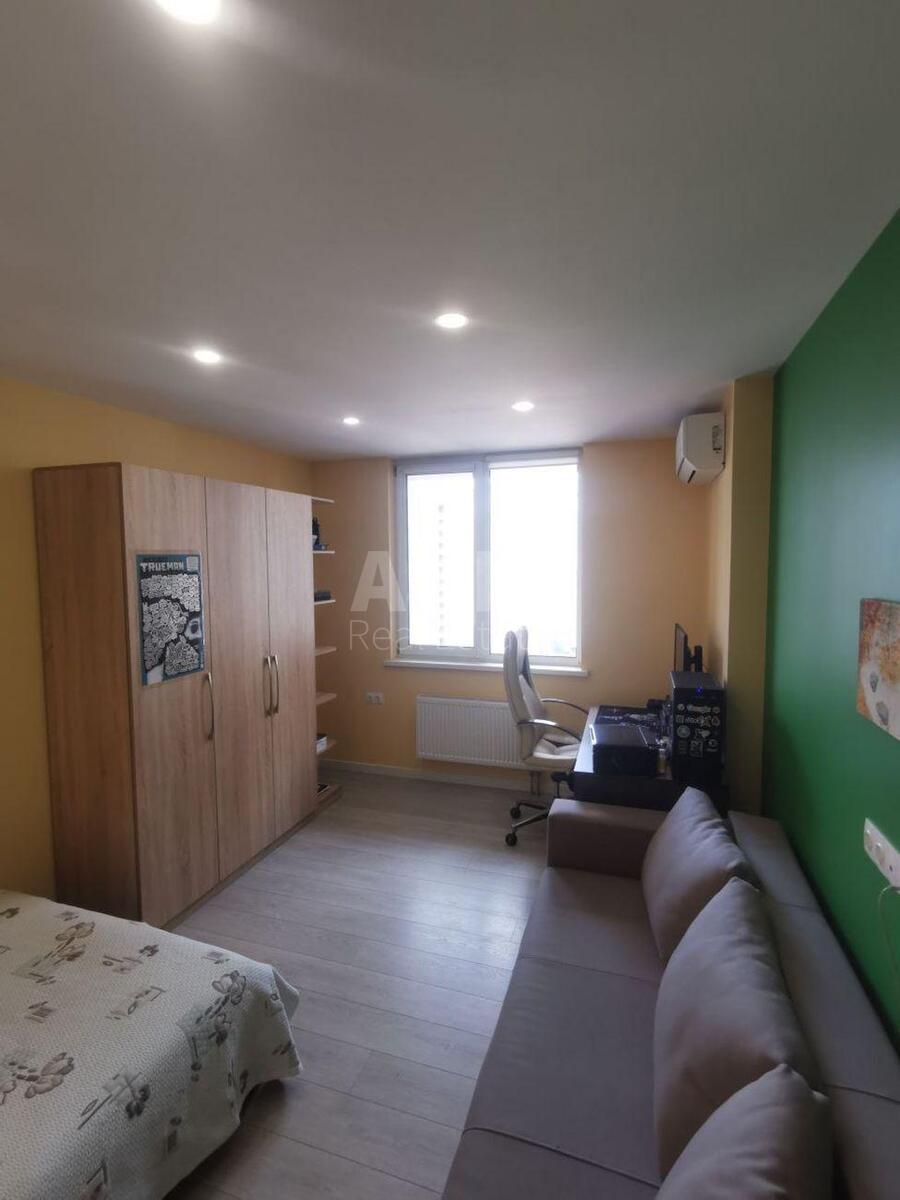 3k apartment vul. Yulia Zdanovska 46/1574903