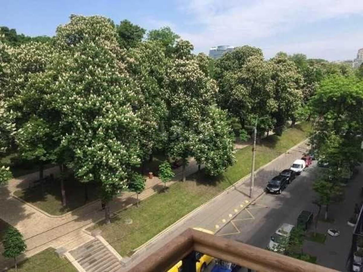 Office vul. Tereshhenkivs'ka 17Б, 128m27