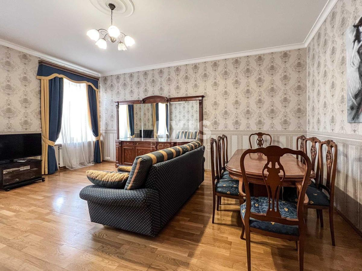 2k apartment vul. Ljuterans'ka 42