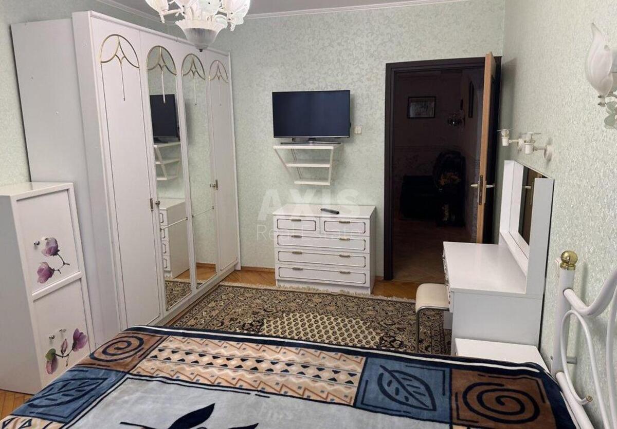 4k apartment vul. Puljuja Ivana 1А4