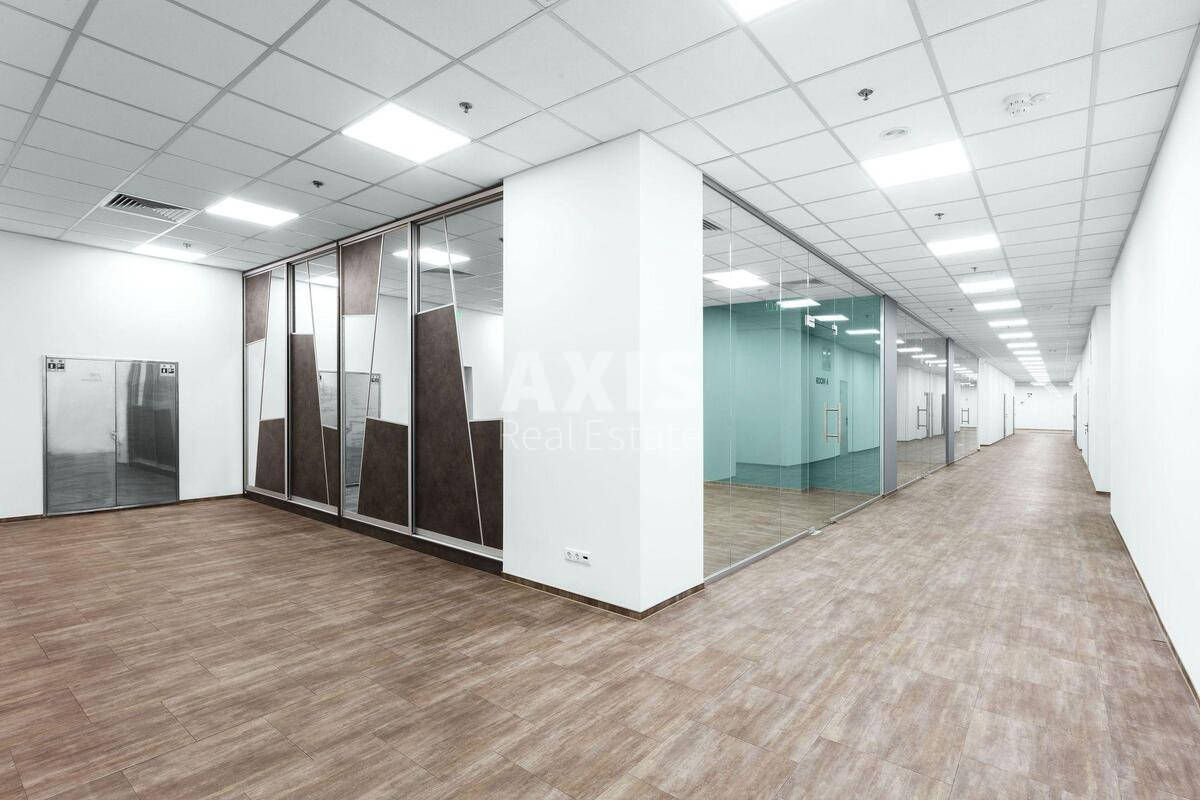 Office vul. Zhyljans'ka 75, 1900m2570403