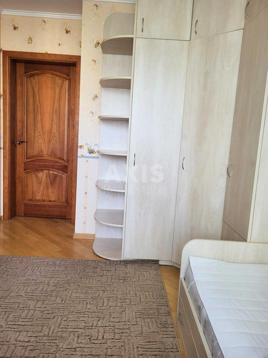 3к квартира ул. Драгоманова 176